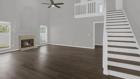 595 QUEENSBRIDGE DRIVE