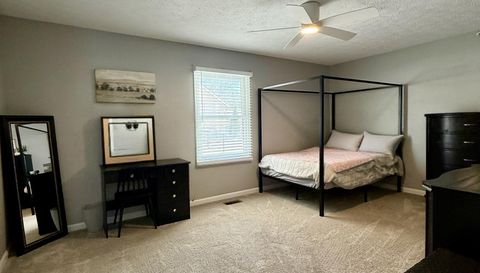 4335 W Hunters Ridge Ln