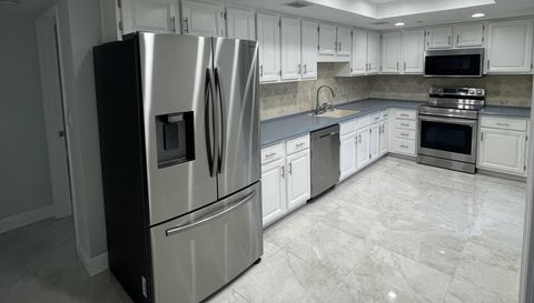 5951 Wellesley Park Dr