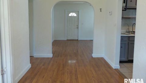 3114 W GREENWOOD Place