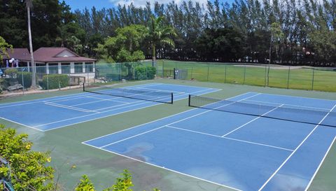 501 Forest Lakes Blvd