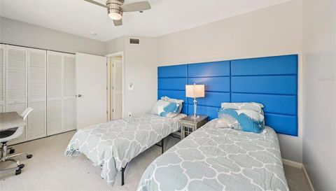 660 CEDARS COURT