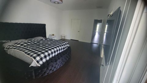 7414 107th Ct