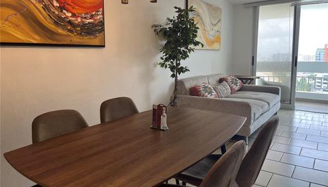 3205 Avenue Isla Verde