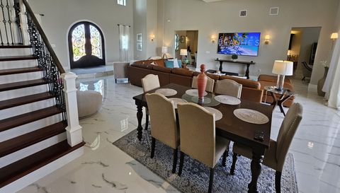 4014 Jacaranda Pkwy W