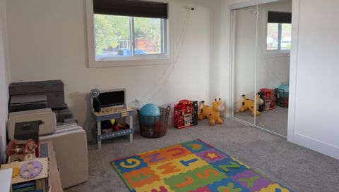 324 Leah Miller Dr NW