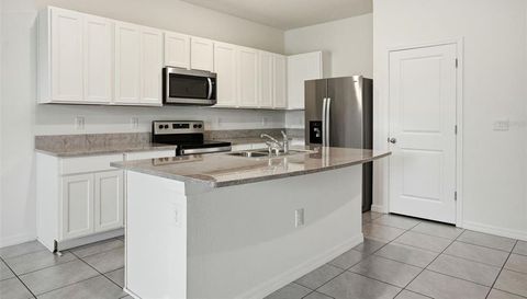 5323 DRAGONFLY DRIVE