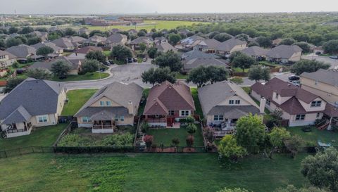 6906 Cedar Breeze
