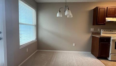 2584 GRASSY POINT DR