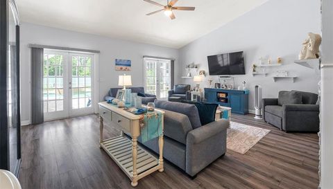 27 WINDING CREEK WAY