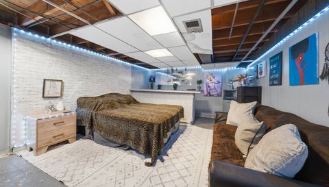 9226 Unit A S Halsted Street
