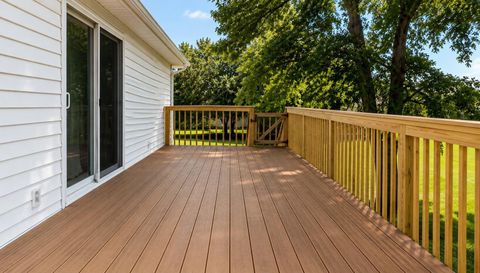 6 Sunshine Ct