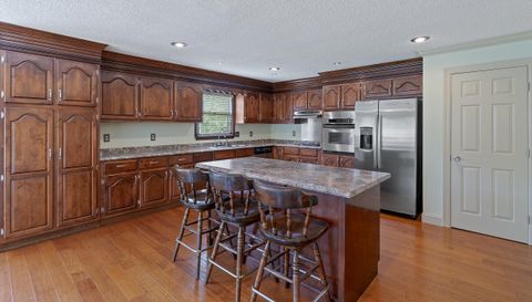 129 Jacque-Jim Dr