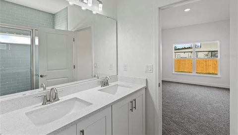 810 W 24TH STREET