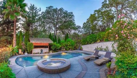 119 Del Norte Vista Way