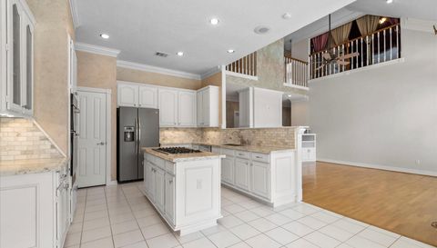 2911 Norwood Hills Dr