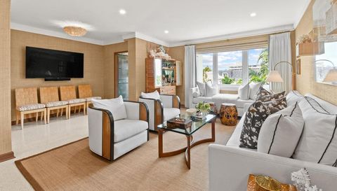 455 Australian Avenue