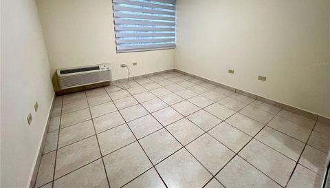 Cond Victoria Village APT F 202