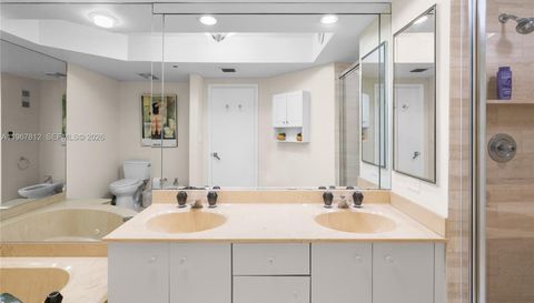 20281 E Country Club Dr