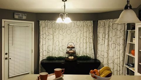 9932 Bending Oaks Drive