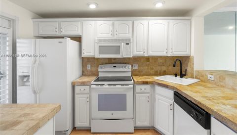 455 Paradise Isle Blvd