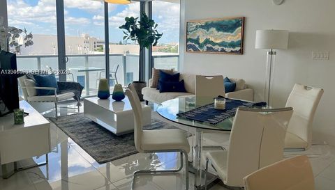 9521 E Bay Harbor Dr