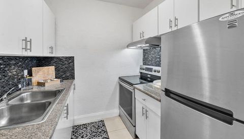 1401 NW 103rd St #139