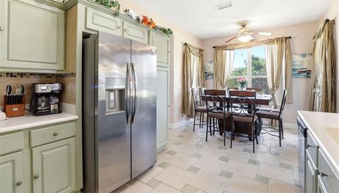 824 LAKE BISCAYNE WAY