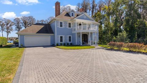 1006 Lake Cooper