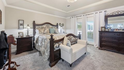 125 Lexington Dr