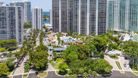 20281 E Country Club Dr