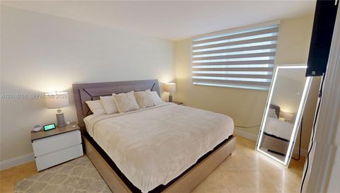 345 Ocean Dr