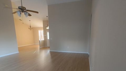 5398 Oxford Manor Cir