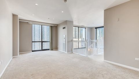 635 N Dearborn Street