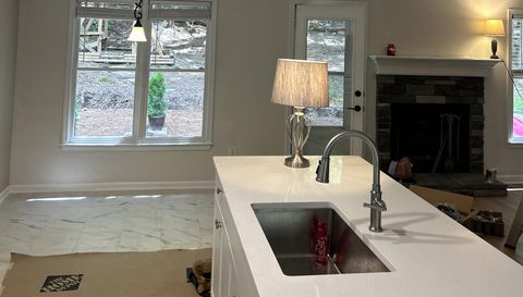 146 Pinebrook Dr