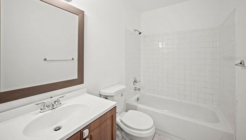 655 ROSEWOOD