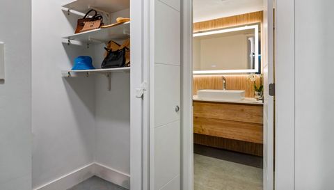 2780 NE 183rd St # 1714 Aventura