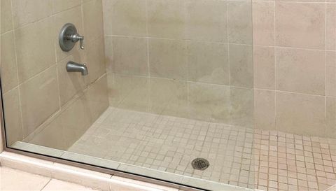 960 Bayberry Point Dr