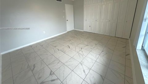 805 W Oakland Park Blvd