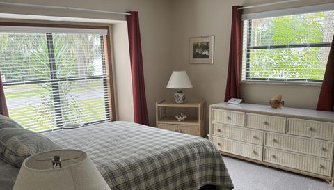 222 Hunting Lodge Dr