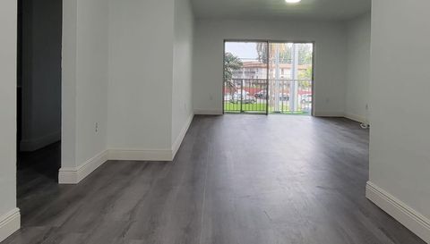 7610 SW 82nd St #J207