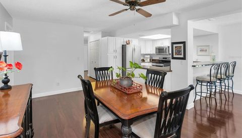 25 HARBOR WOODS CIRCLE