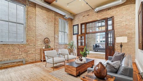 801 Washington Avenue N