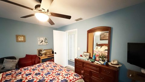 1015 Sorrento Woods Blvd