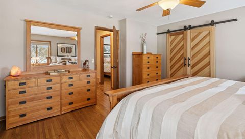 5833 Creek Valley Rd