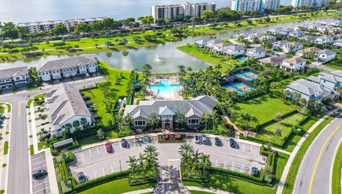 4510 Pinehurst Trl W