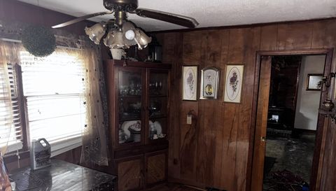 3126 Farrington Point Rd