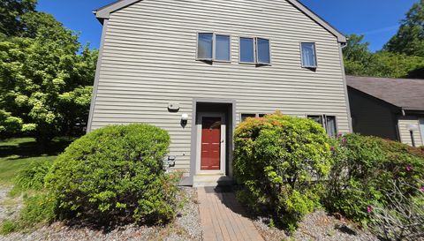 17 Yankee Glen Rd