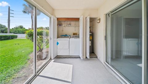 4306 MADEIRA COURT