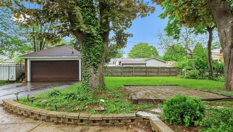 462 Glendenning Place